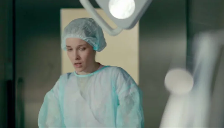 Момент из 14 серии 1 сезона