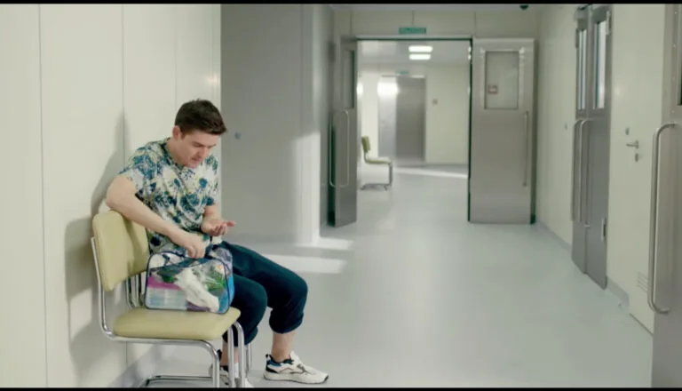 Момент из 3 серии 1 сезона