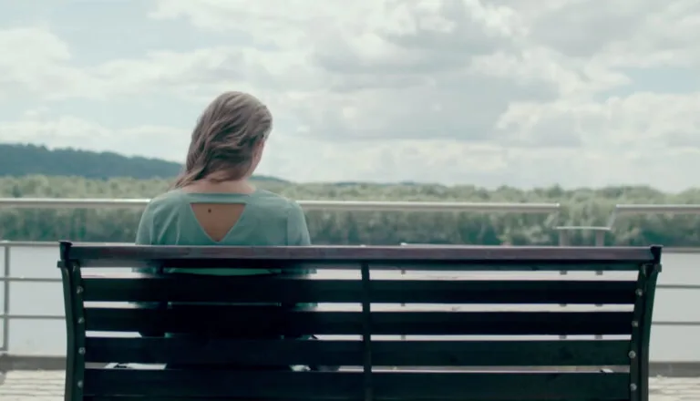 Момент из 6 серии 1 сезона